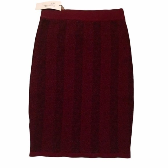 John + Jenn revolve red skirt NWT xs - Picture 5 of 5